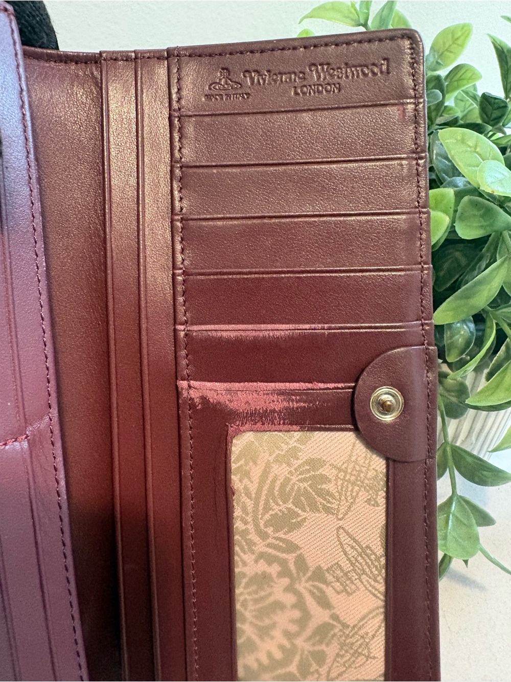 Vivienne Westwood Continental Wallet with box - Picture 7 of 9